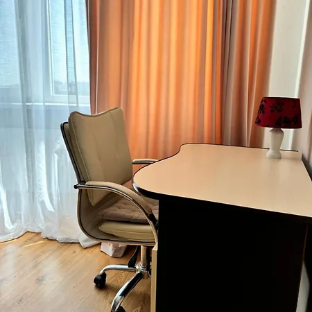 Charming,lovely And With Park View * Chisináu